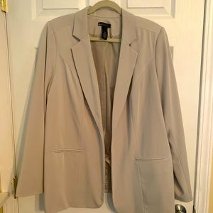 Lane Bryant 18/20 cream suit jacket